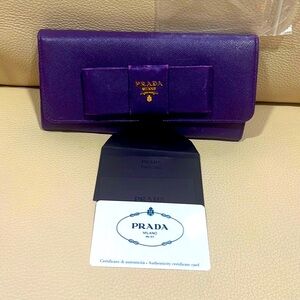 Prada Saffiano Leather Fiocco (bow flap) in RARE Violeta Purple 1M1132